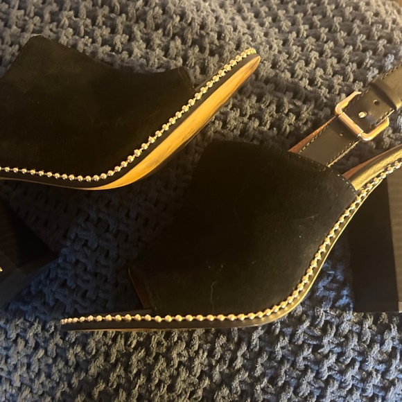 COACH Sandals with gold detail - Picture 4 of 5